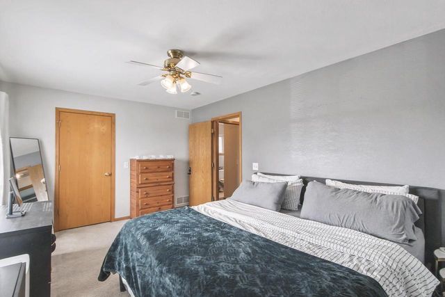 267 Sweet Grass Drive, Sun Prairie, WI 53590