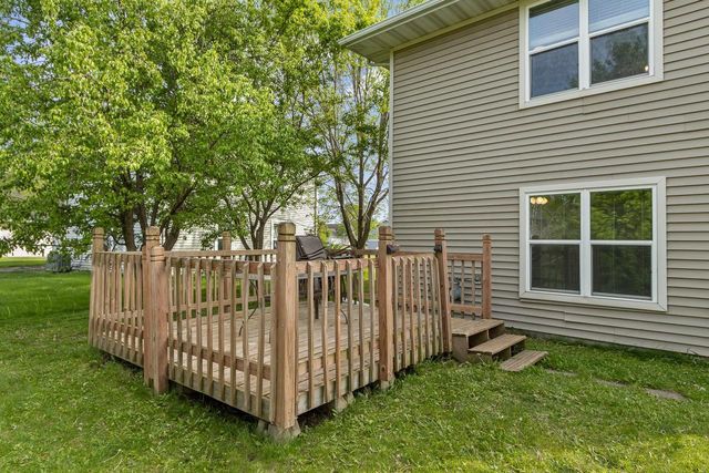 267 Sweet Grass Drive, Sun Prairie, WI 53590