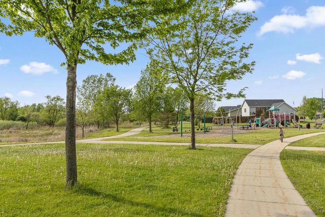 267 Sweet Grass Drive, Sun Prairie, WI 53590