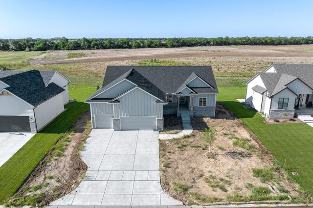 1323 Footbridge St, Goddard, KS 67052