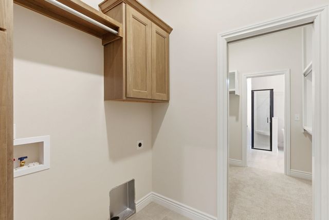 1323 Footbridge St, Goddard, KS 67052