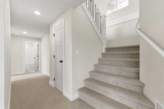 1323 Footbridge St, Goddard, KS 67052