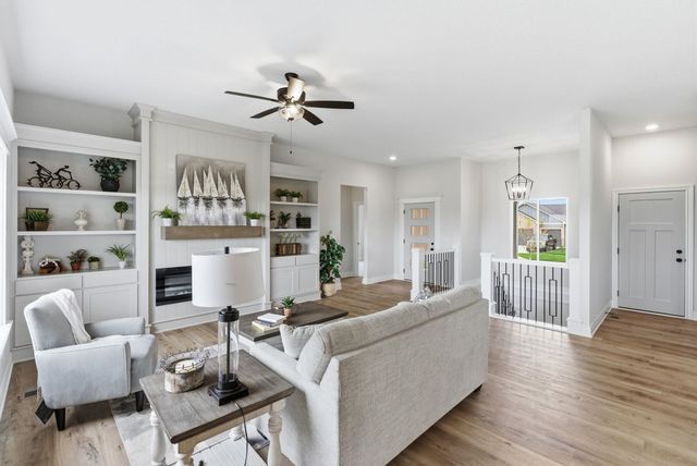 1323 Footbridge St, Goddard, KS 67052