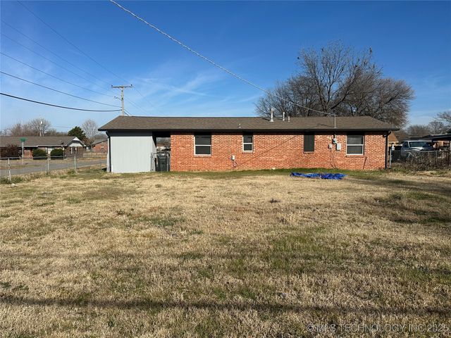 1500 E 3rd Street, Okmulgee, OK 74447