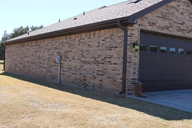 7280 Feather Bay Boulevard, Brownwood, TX 76801