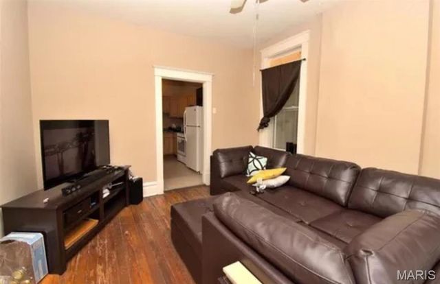 3209 Taft Avenue, St Louis, MO 63111