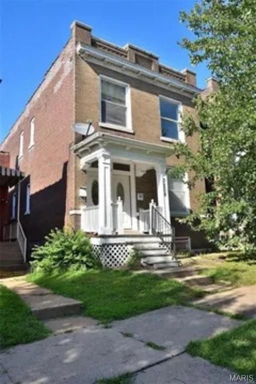 3209 Taft Avenue, St Louis, MO 63111