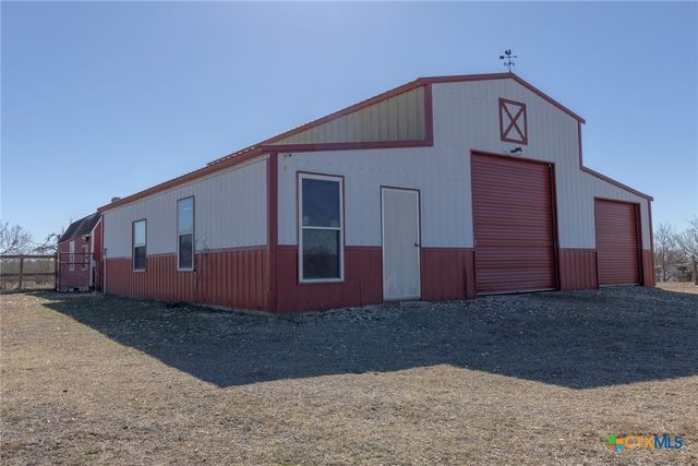 546 Texas Oak Dr, Cedar Creek, TX 78612