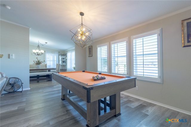 546 Texas Oak Dr, Cedar Creek, TX 78612