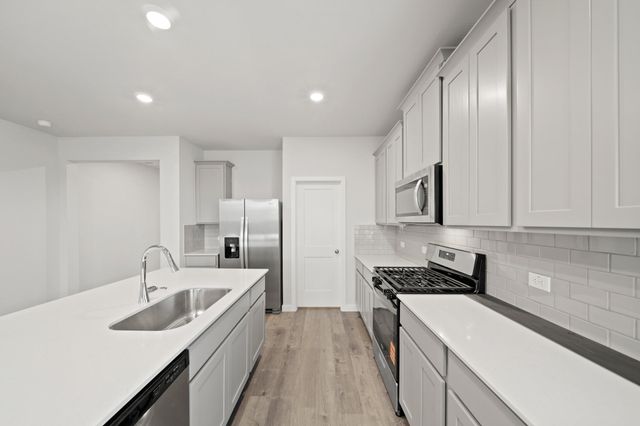 1109 Avenue M, Bay City, TX 77414