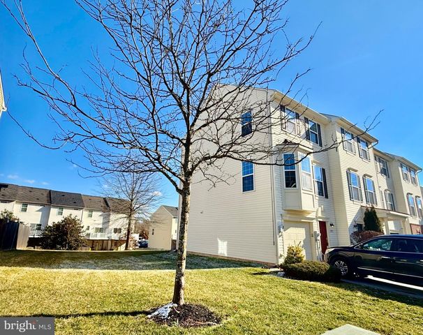 7697 TIMBERCROSS LN, Glen Burnie, MD 21060