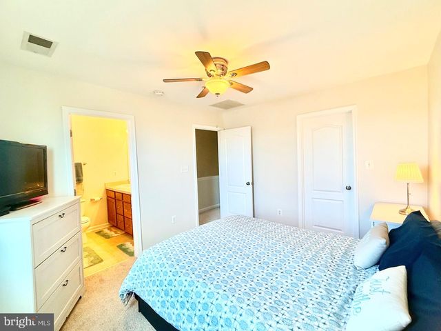 7697 TIMBERCROSS LN, Glen Burnie, MD 21060