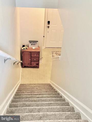 7697 TIMBERCROSS LN, Glen Burnie, MD 21060