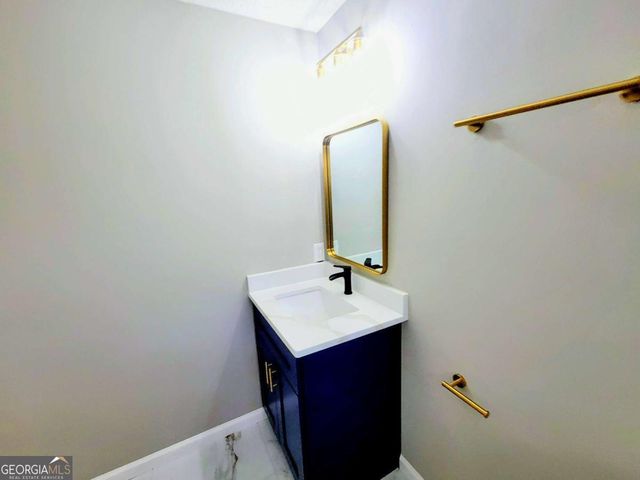 2081 Hunters Ridge Drive, Lawrenceville, GA 30044