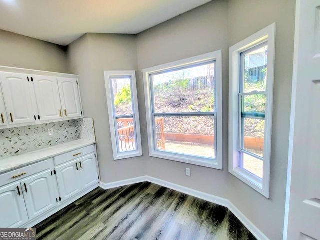 2081 Hunters Ridge Drive, Lawrenceville, GA 30044