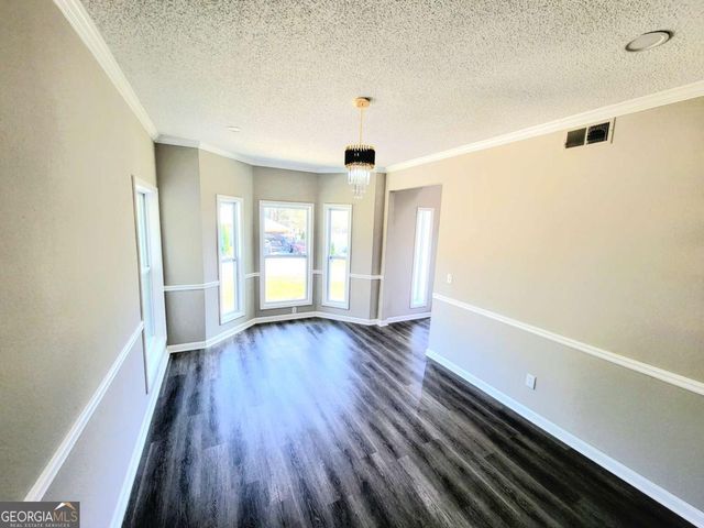 2081 Hunters Ridge Drive, Lawrenceville, GA 30044