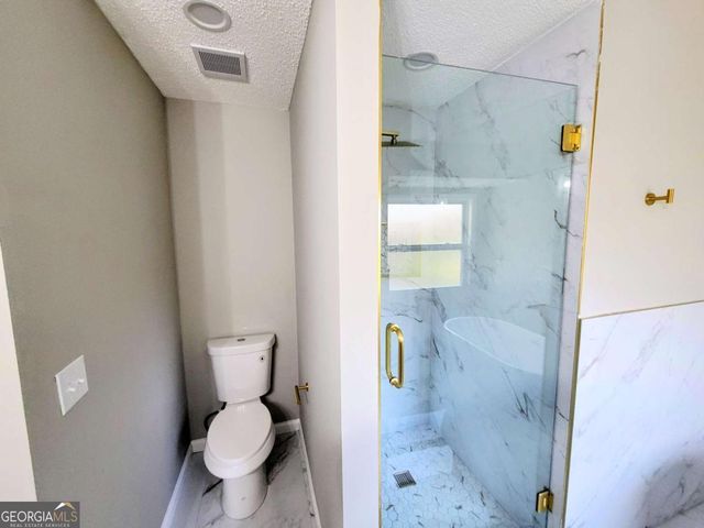 2081 Hunters Ridge Drive, Lawrenceville, GA 30044