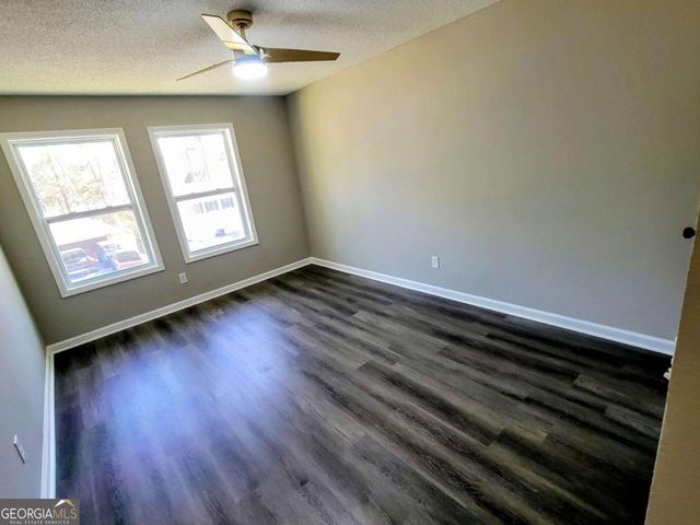 2081 Hunters Ridge Drive, Lawrenceville, GA 30044