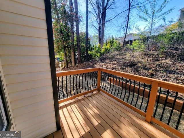 2081 Hunters Ridge Drive, Lawrenceville, GA 30044