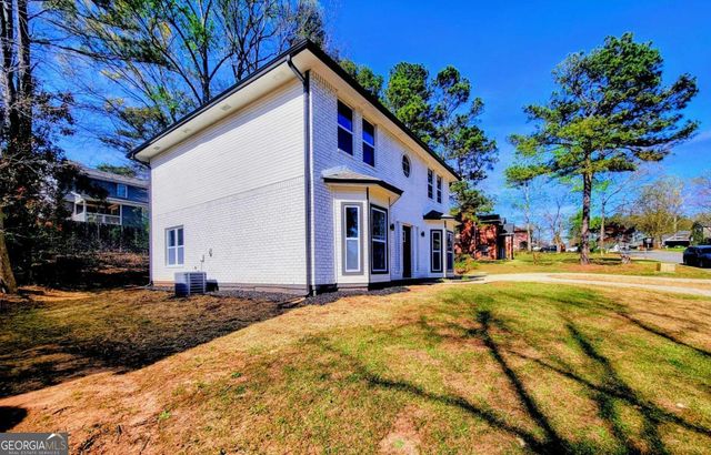 2081 Hunters Ridge Drive, Lawrenceville, GA 30044