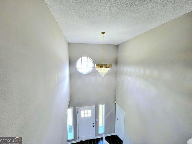 2081 Hunters Ridge Drive, Lawrenceville, GA 30044