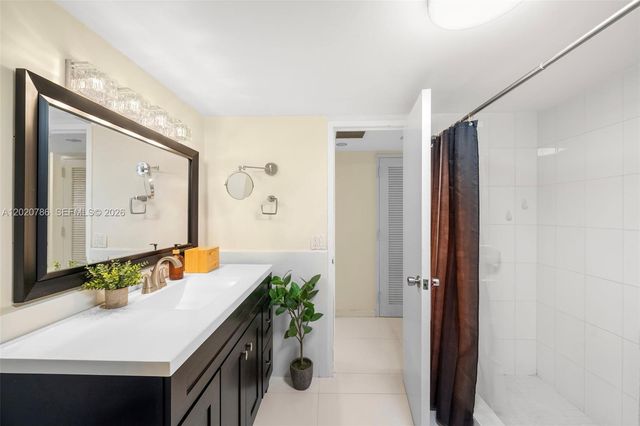 1330 NE 105th St 301, Miami Shores, FL 33138