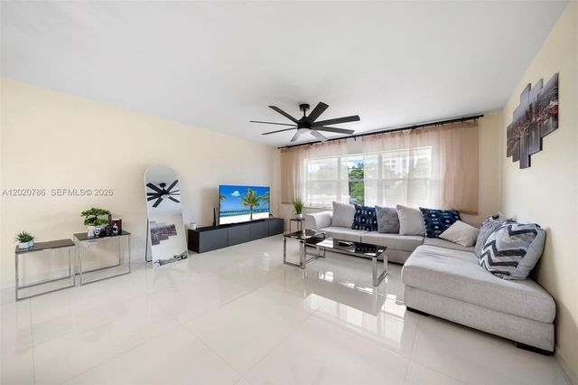 1330 NE 105th St 301, Miami Shores, FL 33138