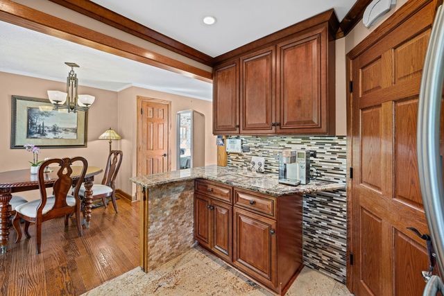 9138 belleforte Avenue, Morton Grove, IL 60053