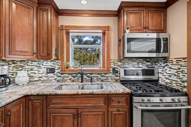 9138 belleforte Avenue, Morton Grove, IL 60053