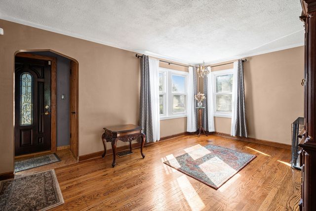 9138 belleforte Avenue, Morton Grove, IL 60053