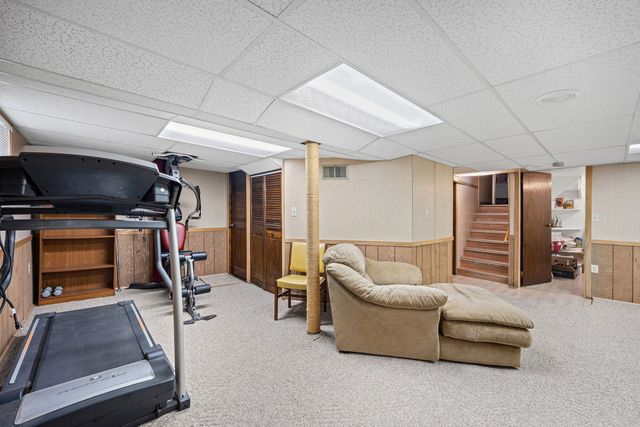 9138 belleforte Avenue, Morton Grove, IL 60053