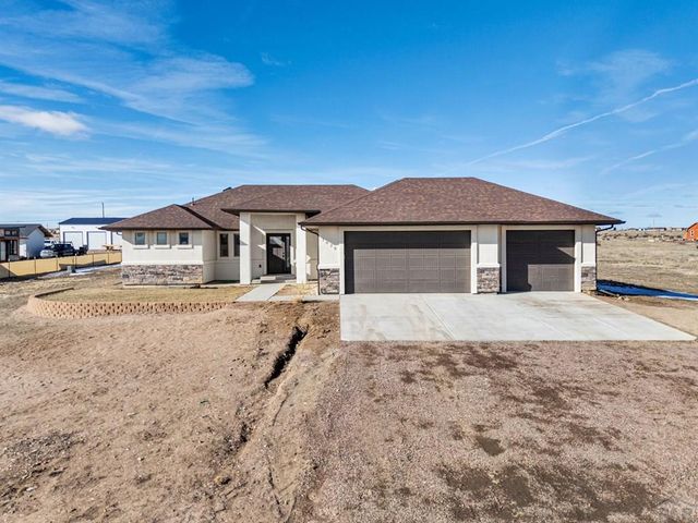1025 N Dalton Brothers Dr, Pueblo West, CO 81007