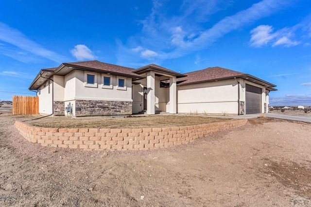 1025 N Dalton Brothers Dr, Pueblo West, CO 81007