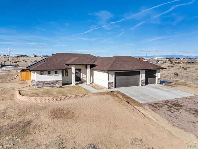 1025 N Dalton Brothers Dr, Pueblo West, CO 81007