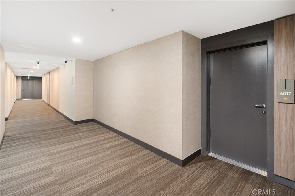 39 S Los Robles Avenue 6017, Pasadena, CA 91101 — photo 2