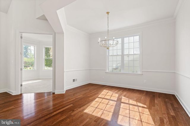 20851 SABER JET PL, Ashburn, VA 20147