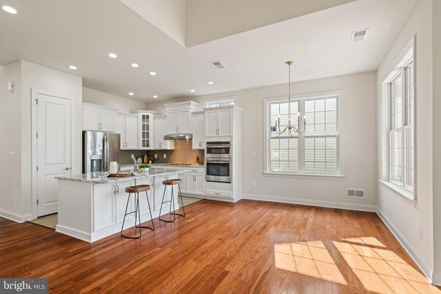 20851 SABER JET PL, Ashburn, VA 20147