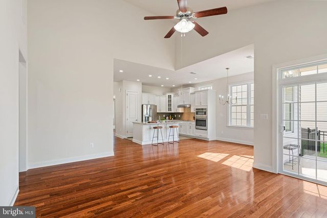 20851 SABER JET PL, Ashburn, VA 20147