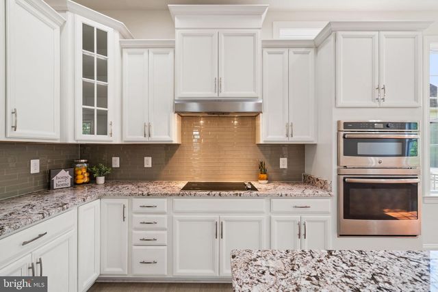 20851 SABER JET PL, Ashburn, VA 20147
