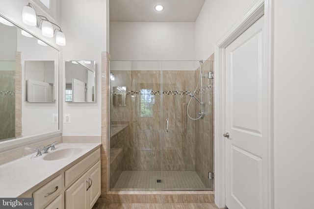 20851 SABER JET PL, Ashburn, VA 20147