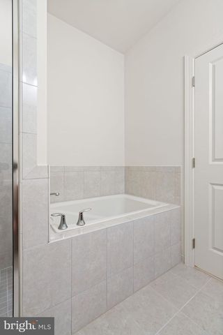 20851 SABER JET PL, Ashburn, VA 20147