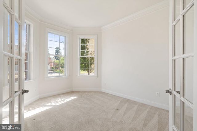 20851 SABER JET PL, Ashburn, VA 20147