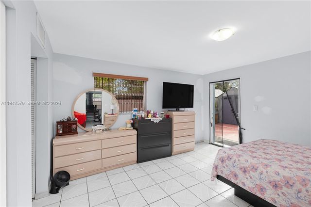 2818 SW 2nd St, Miami, FL 33135