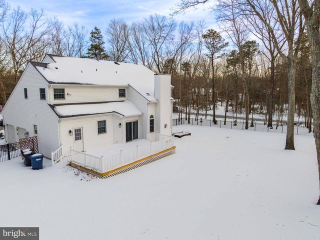 1 BRADDOCKS MILL RD, Medford, NJ 08055