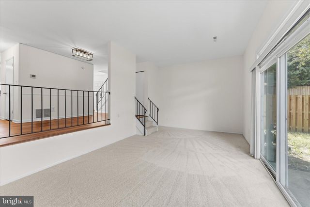 328 RENEAU WAY, Herndon, VA 20170