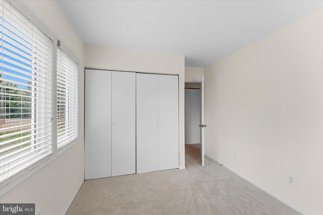 328 RENEAU WAY, Herndon, VA 20170