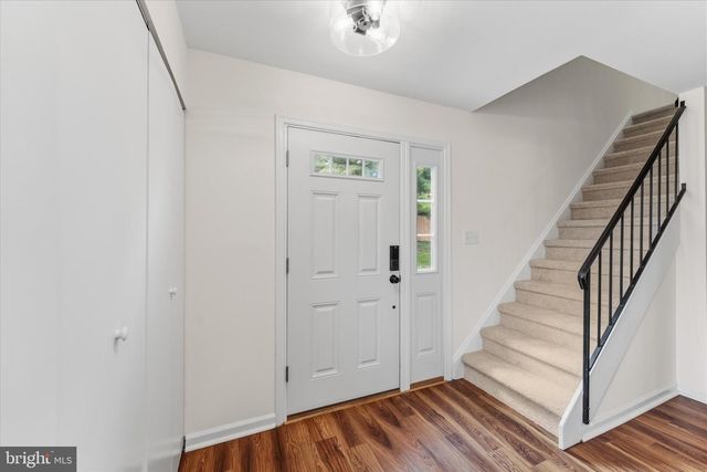 328 RENEAU WAY, Herndon, VA 20170