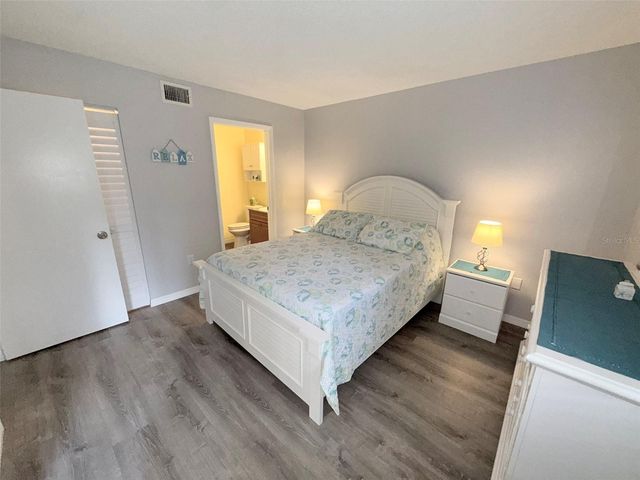 3001 58TH AVE S AVENUE S 805, St Petersburg, FL 33712