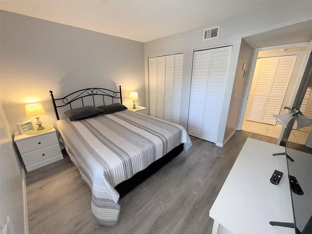 3001 58TH AVE S AVENUE S 805, St Petersburg, FL 33712