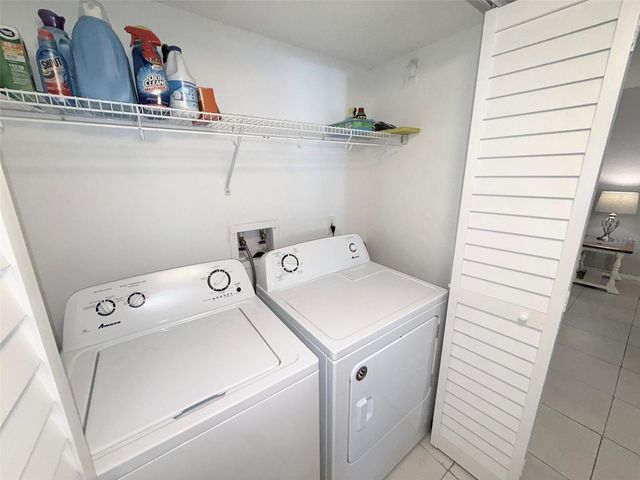 3001 58TH AVE S AVENUE S 805, St Petersburg, FL 33712